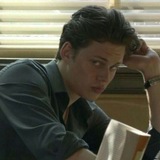 Bill Skarsgård daily