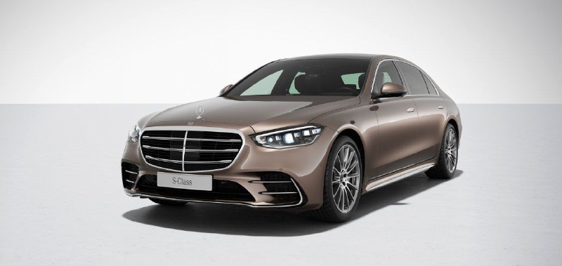 Mercedes показал обновленный S-ClassКомпания Mercedes-Benz опубликовала первые ф