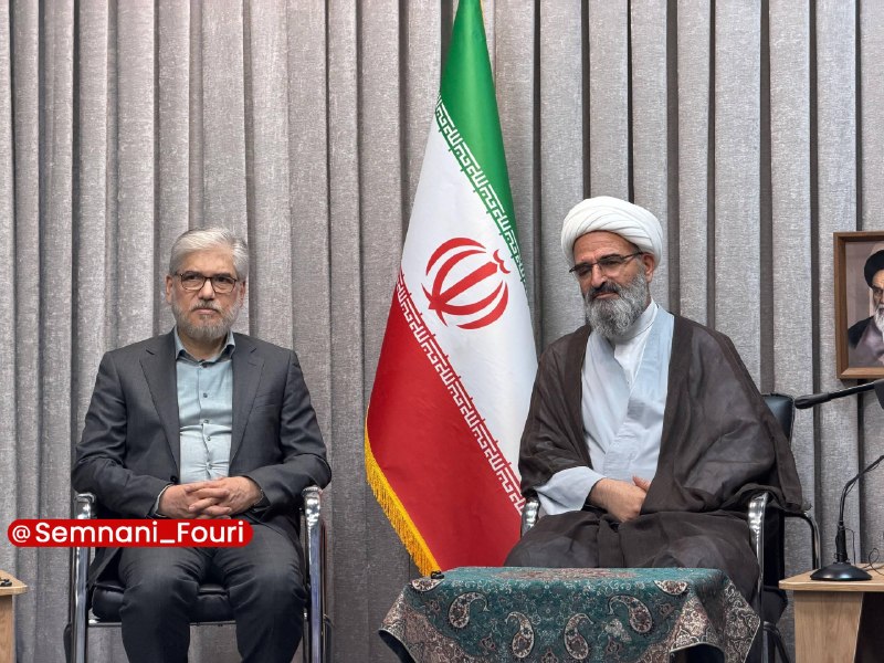 سمنان فوری: دیدار وزیر علوم با نماینده ولی‌فقیه در استان سمناندکتر سیمایی:🔹مردم انتظار توسعه و پیشرفت دارند و باید همزمان با عبور از