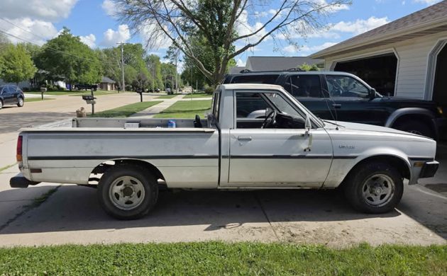 1985-й Mitsubishi Mighty Max на рынке — уже легенда. Но вот что смущает: в хвале