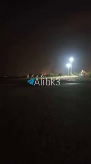 תמרות עשן עולות מבנדר עבאס כתוצאה מהתוקפנות האמריקאית