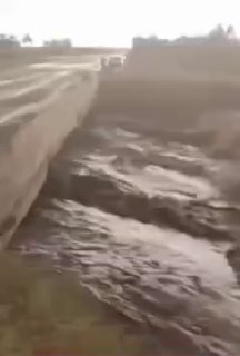 🎦 Rain and hail and the seasonal rivers of Kahnuj.