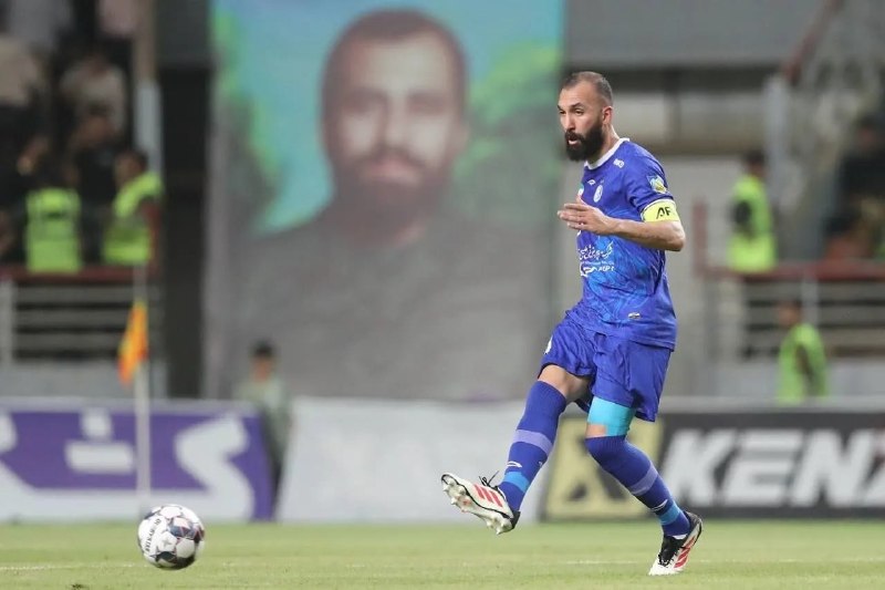 کانال هواداران استقلال: ✔️⚽️💙دویست و پنجاه بازی رکورد جدید چشمی در لیگ برتراستقلال در چارچوب هفته چهارم لیگ برتر، به مصاف فولاد خوزستان رفت و به