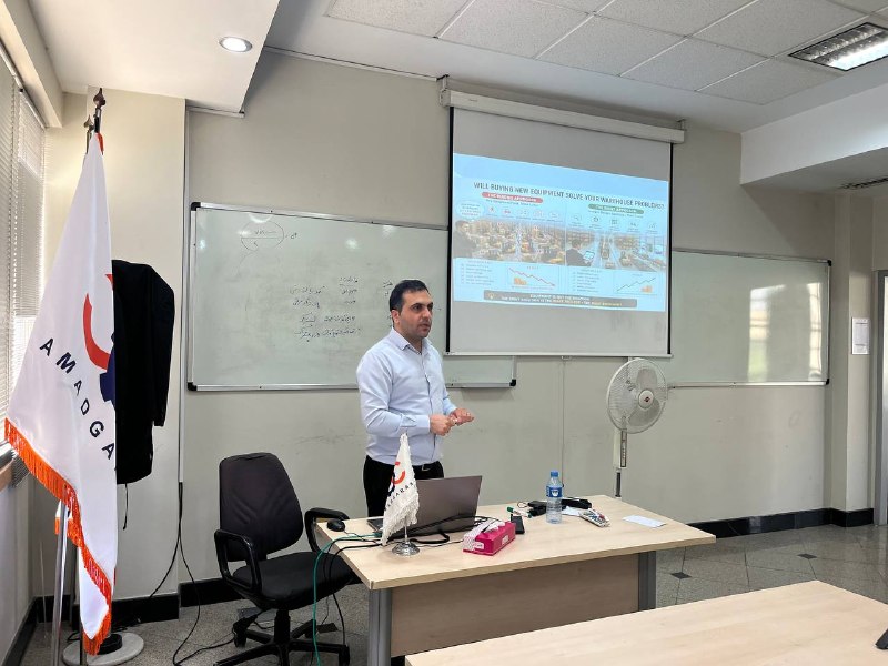 آمادگران: کد هفتم دوره جامع MBA لجستیک و حمل‌ونقل به هفته نهم رسید 💪 هفتمین دوره MBA لجستیک و حمل‌ونقل که از خردادماه 1405 آغاز شد