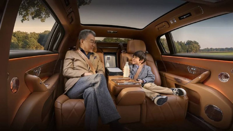 Huawei готовит китайский ответ Rolls-Royce Cullinan — огромный люксовый кроссовер Maextro длиной око 4