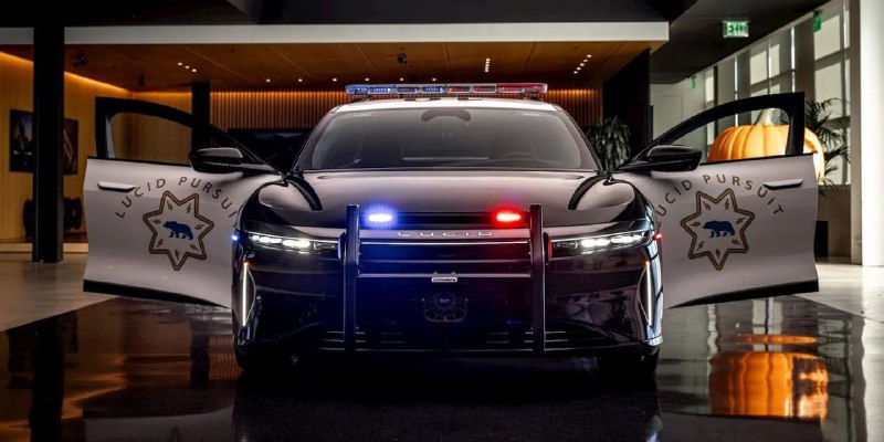 Электромобиль Lucid Air получил версию для полиции 4