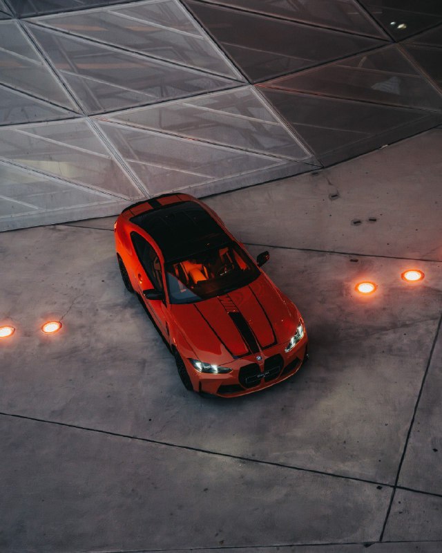 BMW M4 1