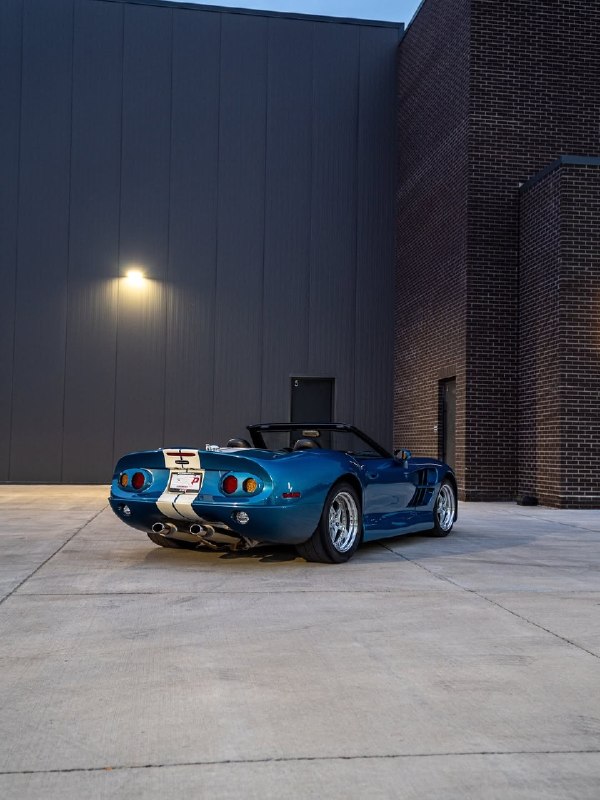 Shelby Series 1 представляет собой нечто поистине уникальное в истории американских автомобилей высо 6