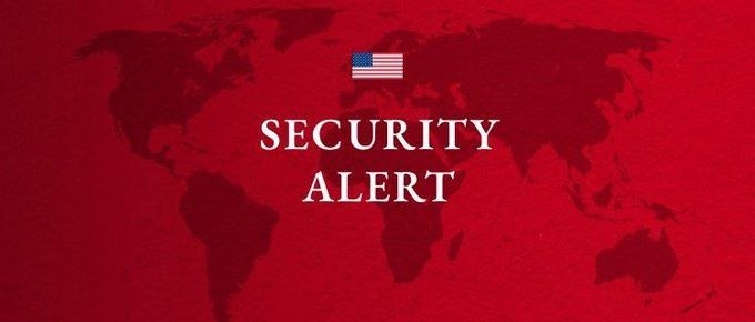 رسانه خبری بامدادنو: 🔴 سفارت آمریکا در عربستان به حالت هشدار درآمد🔸در پی تشدید محاصره یمن علیه حریم هوایی عربستان، هیئت دیپلماتیک آمریکا در ر