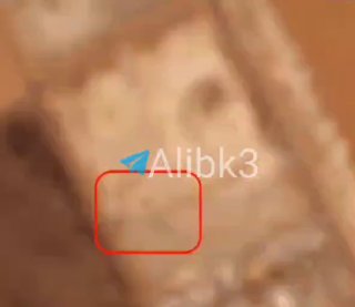 תמונות לוויין מציגות פגיעה ישירה בבסיס האמריקני בתוך נמל התעופה הבינלאומי ארביל בצפון עיראק, והכדור הפורח ל…