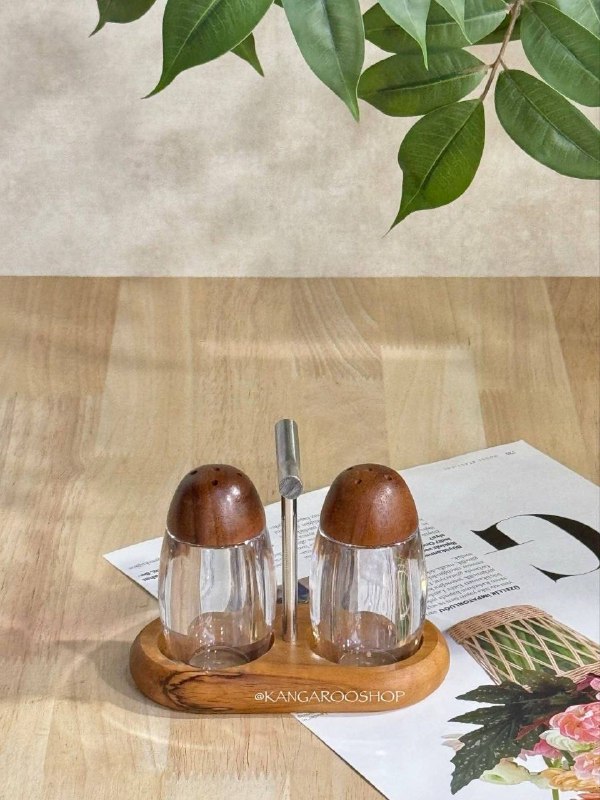 Kangarooshop: 🌸 ست نمکپاش جفتی چوبی تیره کد x234 ✅📦۷۲ عدد✅اکرولیک و چوب✅دارای جعبه کادویی✅قیمت : ۱،۲۰۰،۰۰۰ ت🆔كانال فروشگاه👇🏻@Kangaroos