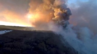 בטיחות תושבי קמצ'טקה וההגנה על הטבע הייחודי שלה מפני שריפות יער מובטחים על ידי אנשים בעלי אומץ יוצא דופן. א…