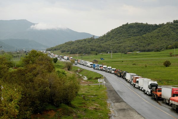 افق کردستان🇮🇷: ثبت بیش از یک میلیارد دلار مبادلات تجاری در کردستان🔹معاون بازرگانی خارجی و توسعه تجارت اداره کل صنعت، معدن و تجارت کردست