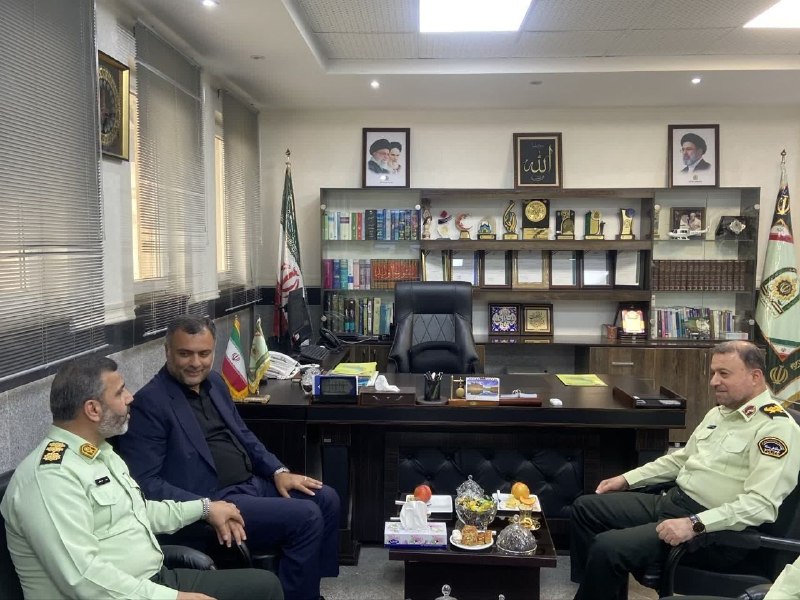 🌐كانال خبری صبح فومن🌐: 🔷️ دیدار دکتر رحمت‌زاده با فرماندهی انتظامی گیلان / پیگیری راه‌اندازی پادگان آموزشی فراجا در صومعه‌سرا 🗓 ۲۵ مرداد ۱۴۰۵🔹️
