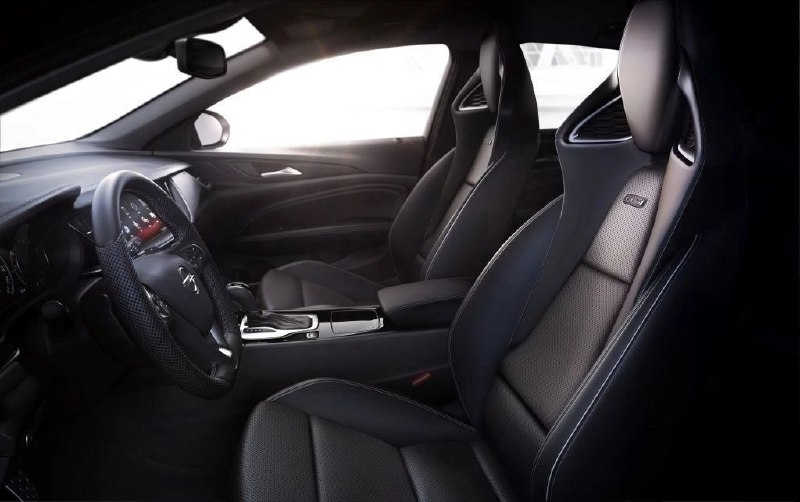 Opel Insignia GSi 6