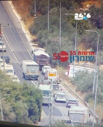 🇮🇱 בהמשך לתאונה בנחל קנה: מדובר במשאית פלסטינית, נהג המשאית מקבל טיפול רפואי במקום. 》כביש נחל קנה פתוח אך…