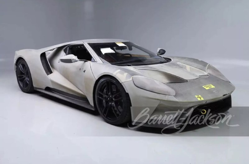 Уникальный прототип Ford GT продадут на аукционе 
...