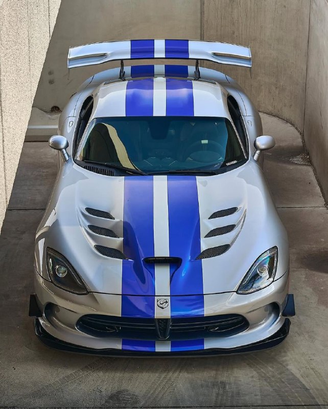 Dodge Viper ACR 4