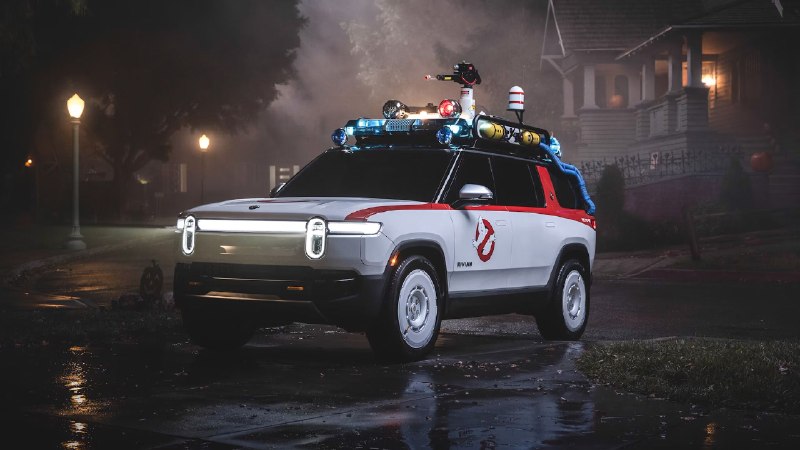 🚗 Rivian привел в живую легенду «Поймай меня, если сможешь

Призыв к фанатам «В