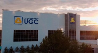 ⚡️Власти со второй попытки не нашли покупателя на крупнейший национализированный золотой актив России — «Южуралзолото». Его готовы продать вдвое дешевлеПовторный аукцион по продаже контрольной доли золотодобывающей компании «Южуралзолото» (ЮГК) признали не