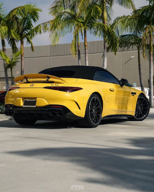 Mercedes-AMG SL 63 (R232) в цвете Sun Yellow 3