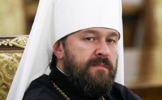 В Чехии задержали митрополита РПЦ Илариона, сообщается в его телеграм-канале:«24 мая 2026 года <…> в Карловых Варах был остановлен автомобиль, в котором находились митрополит Иларион и сопровождавший его оператор. По словам митрополита и его защиты, 