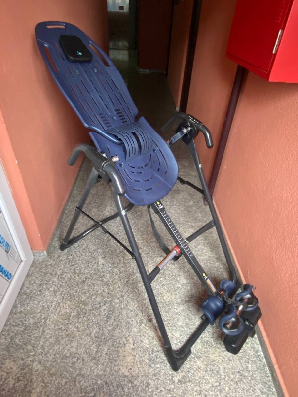 Продам инверсионный стол Teeter. Практически новый - использовался несколько раз. Отличное состояние