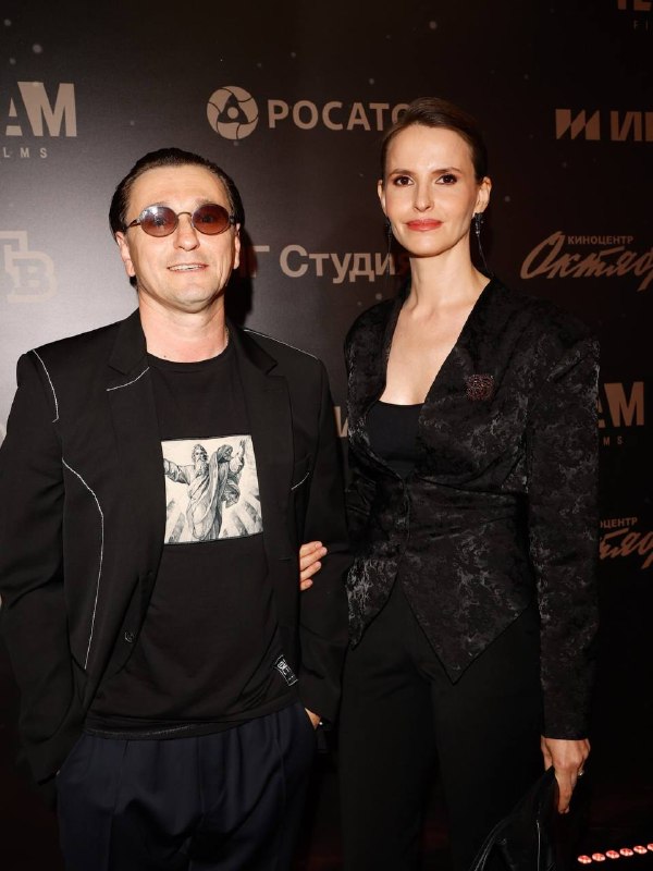 Вчера в Москве состоялась премьера сериала «Трудно быть богом» — ну что, будем о