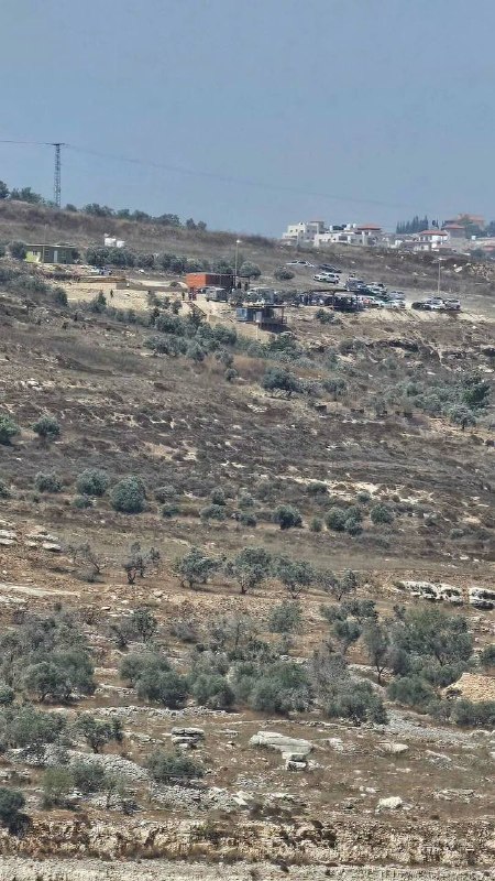 התכנסויות מתנחלים במאחז ההתיישבות החדש שהוקם על אדמות בין הכפרים בורין ומדאמה בשכם.