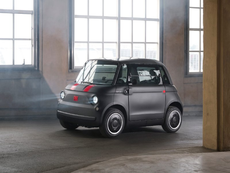Fiat Topolino Sport: маленький электрокар обзавёлся спортивными амбициямиЗарубеж