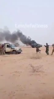 ️🏳️🇲🇱🇷🇺 צילומים מציגים התקפת FLA על שיירה של חיל אפריקה הרוסי ליד אנפיס, צפון מזרח מאלי.