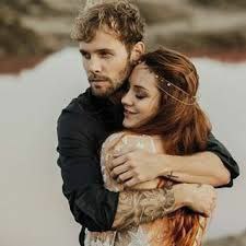 آها ...: ‌ Happiness means being close to the one you love and that's all .خوشبختی یعنی نزدیک بودن به کسی که دوسش داری و همین و ب