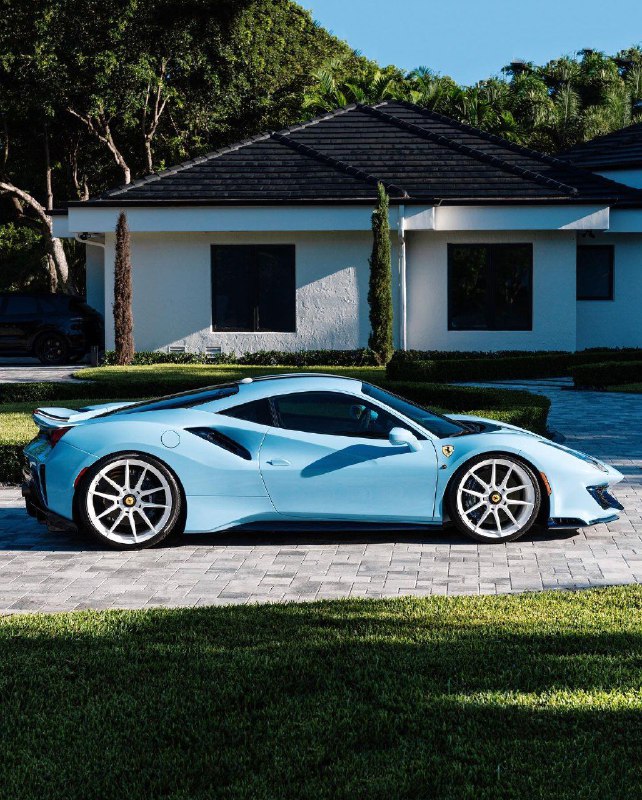 Ferrari 488 Pista 6