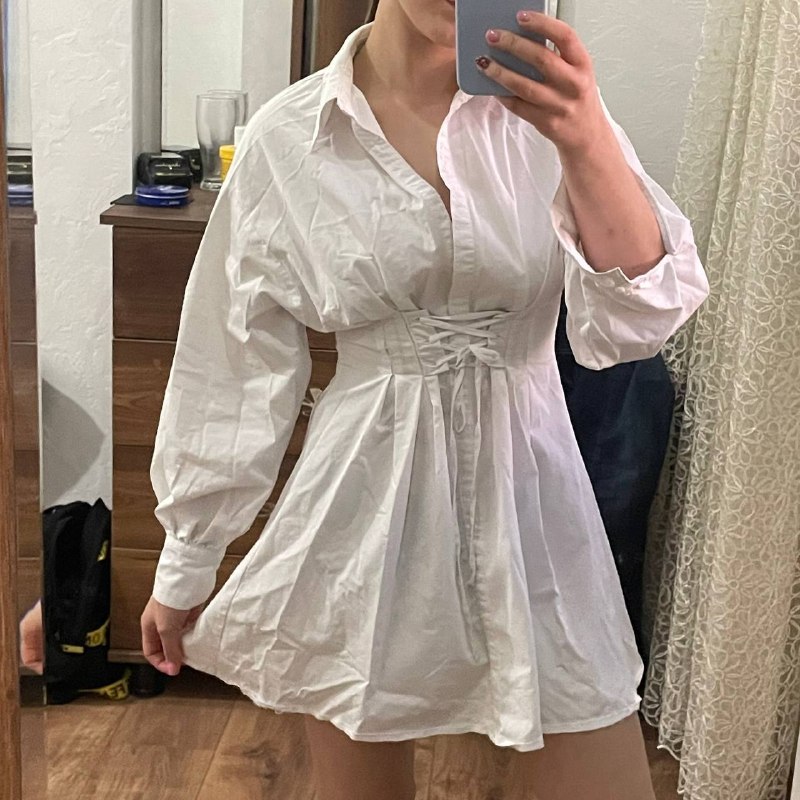 - Платье с разрезом сзади и завязками спереди размер XS — фото 1