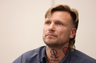 В колонии ИК-2 в Воронежской области умер блогер и проповедник Веган Христолюб Божий.Причины смерти на данный момент не раскрываются.Христолюб был приговорён к трём годам лишения свободы в колонии-поселении по обвинениям в оскорблении чувств верующих и реа