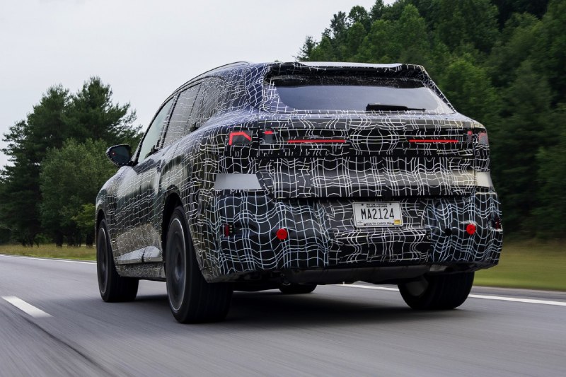 G65/X5 уже в лаборатории цифр: базовый X5 40 xDrive — 400 л.с. (B58 в той же “ст