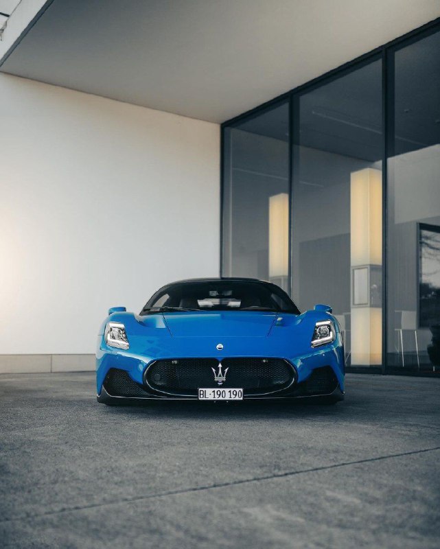 Maserati MC20 5