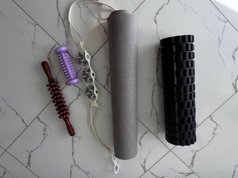 Коврик для йоги и массажеры, МФР ролл