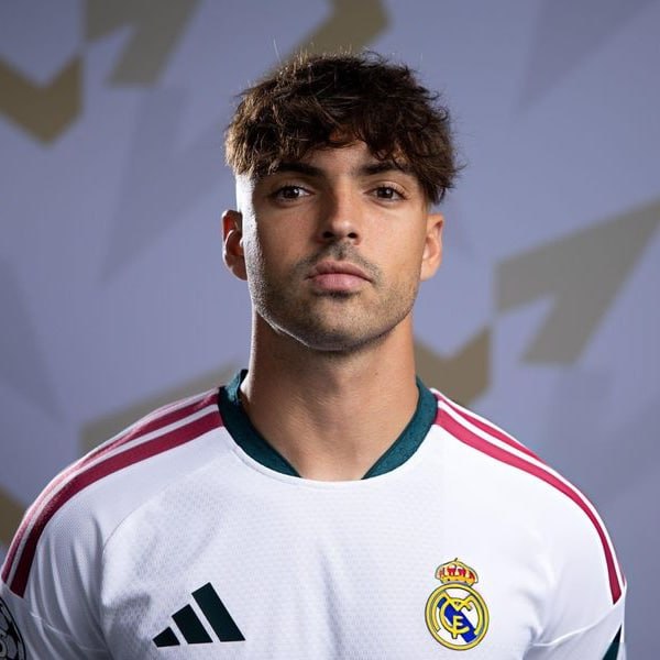 RealMadridCFNews | رئال مادرید سی اف نیوز: 💢 احتمال جراحی آسنسیو 📝 د اتلتیک:🔴 اگر مصدومیت ران رائول آسنسیو ادامه پیدا کند، ممکن است به عمل جراحی نیاز داشته باشد.🔴 