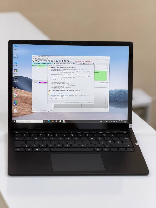 لپتاپ استوک ارزان به قیمت عمده: 💻 Microsoft Surface Laptop 4⚙️ CPU: Intel Core i5-1145G7 (11th Gen)🧩 RAM: 8GB💾 SSD: 256GB🎮 GPU: Intel Iris Xe Graphics🖥