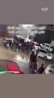 תקיפה והכאה הרגע שבו עצר שירות הביטחון המסכל של הרשות את השבויים המשוחררים אחמד וחמזה חריש מהעיירה ביתוניה…