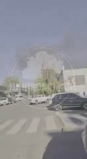 צפו: מל"טים רוסיים של שאהד תקפו מרכז קניות בפבלוהרד, הרגו 3 בני אדם ופצעו יותר מ-30.