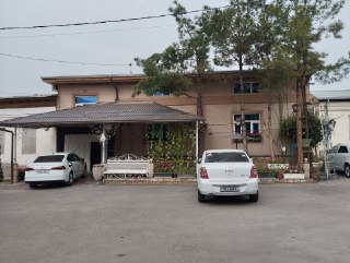 Toshkent shayhantohur tinchlik mahalada uy sotamiz 4.5 sutuk