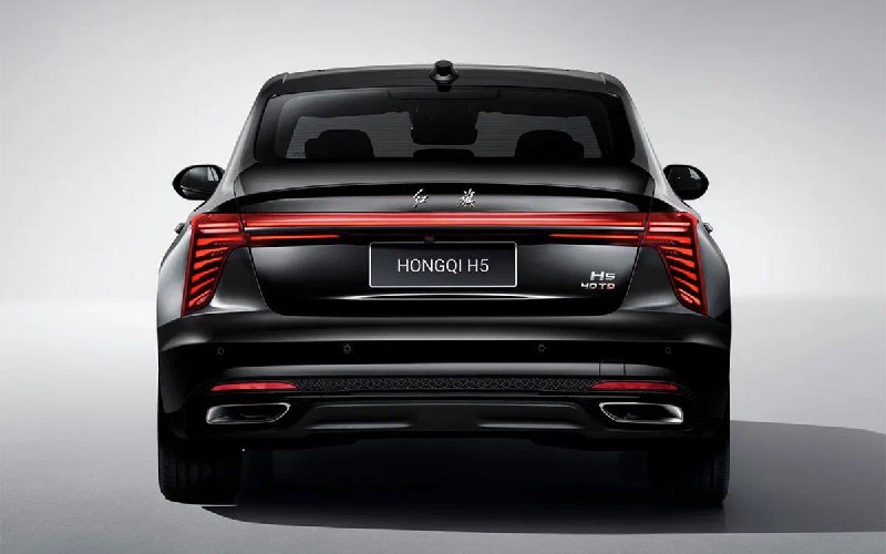 Hongqi H5 для России получил новую топ-версию Black Edition 3