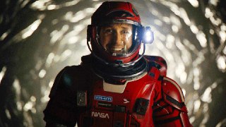 Райан Гослинг против пришельцев  Вышел второй трейлер «Проекта „Аве Мария“», где Райан Гослинг и пришелец спасают Землю. Это научно-фантастическая лента от режиссёров Фила Лорда и Криса Миллера («Человек-паук: Через вселенные») и Amazon MGM Studios.  В цен