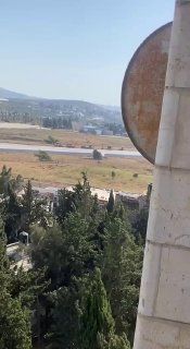 قوات الاحتلال تتجمع في ساحة مطار قلنديا شمال القدس
