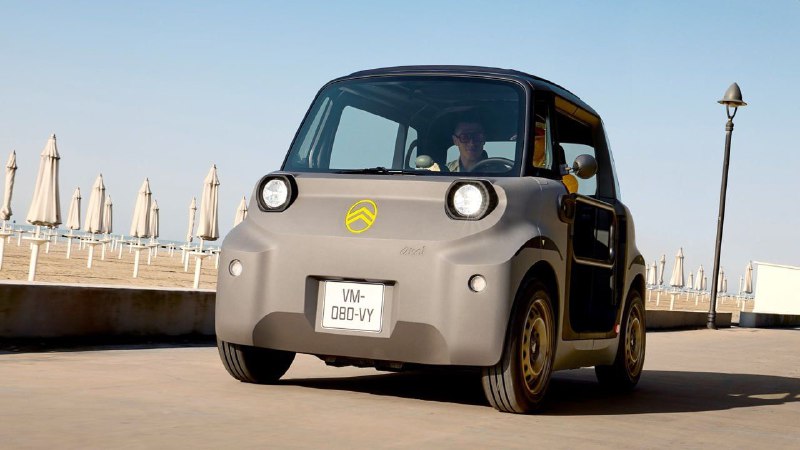 Citroen начал продажи обновленного микрокара Ami