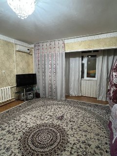 Uy sotiladi srochniy, Qoraqamish, 2xona, 60kvm,