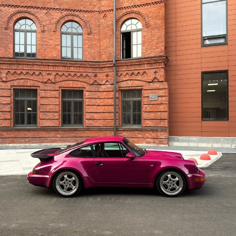 Rubystone Red 911 (964) Turbo 3.3 2