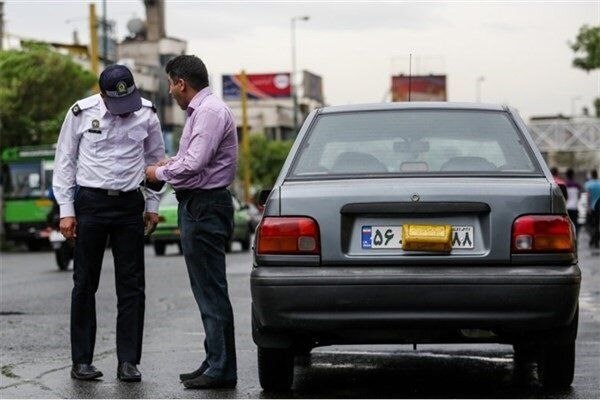 نسیم‌ آنلاین: تعیین جریمه‌های تخلفات پلاک از ۹۰۰ هزار تا ۷ میلیون ریالرئیس اطلاع رسانی پلیس راهور تهران بزرگ: 🔹نصب پلاک‌های متفرقه یا 
